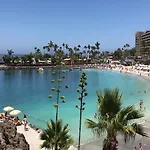 Sunset Balcony With Ocean Views And Pool Access Dom wakacyjny