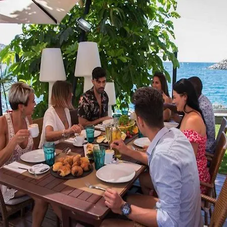 Σπίτι διακοπών Sunset Balcony With Ocean Views And Pool Access