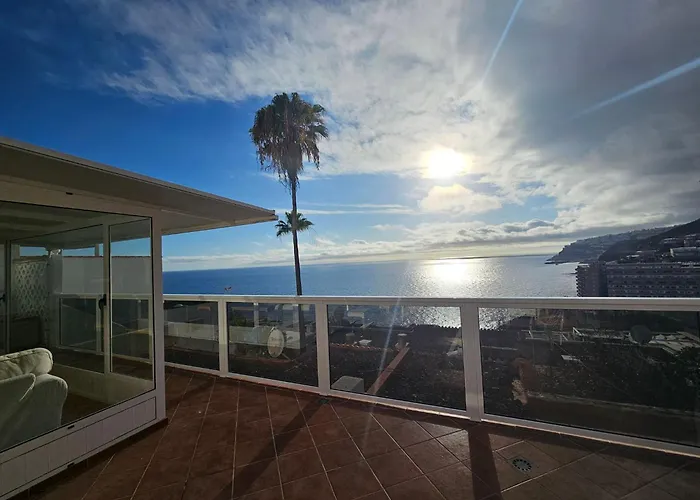 Sunset Balcony With Ocean Views And Pool Access